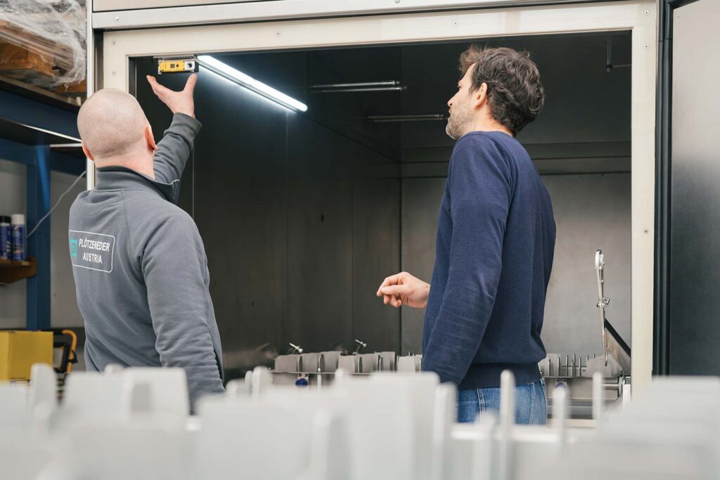 Team Plötzeneder GmbH – Spezialisten für Pharma- und Medizintechnik, 6065 Thaur/Austria Team Plötzeneder GmbH – Spezialisten für Pharma- und Medizintechnik, 6065 Thaur/Austria