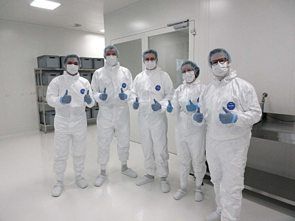 Reinraum | Plötzeneder GmbH – Spezialisten für Pharma- und Medizintechnik, 6065 Thaur/Austria Reinraum | Plötzeneder GmbH – Spezialisten für Pharma- und Medizintechnik, 6065 Thaur/Austria